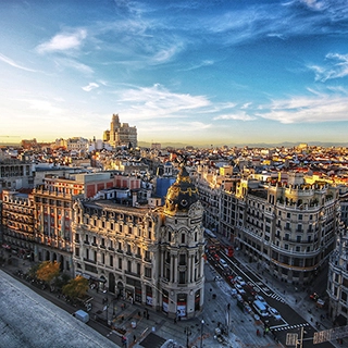 City scale under blue sky - Jorge Fernandez Salas